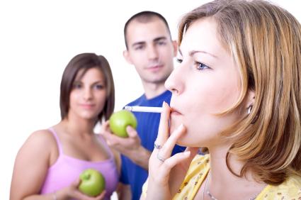 Eating fruits and veggies helps smokers kick the habit