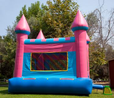 Study says bounce houses inflate risk of injury for kids