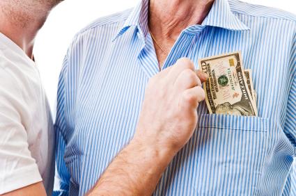 Ability to detect a con artist declines as people get older